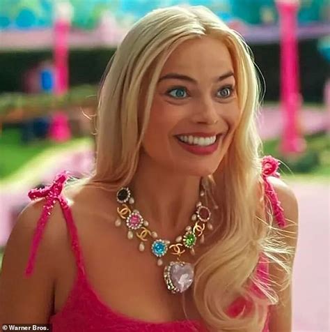 margot robbie barbie chanel necklace|margot robbie barbie necklace.